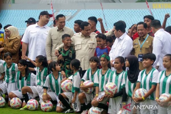 Presiden Prabowo Subianto Luncurkan 17 Stadion Berstandard FIFA di Indonesia