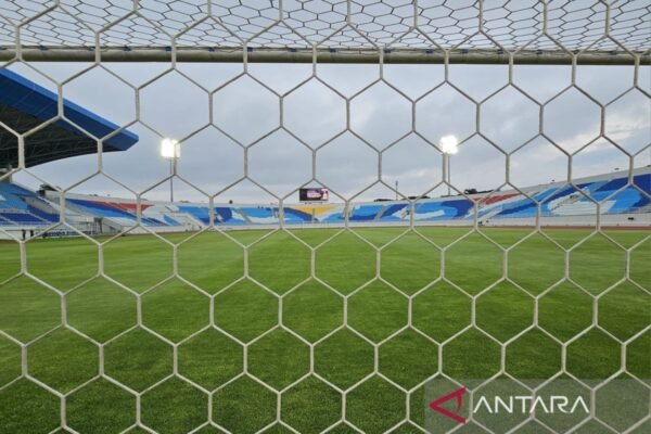 Panpel Arema FC Terima Sanksi Akibat Pelemparan Bus Persik